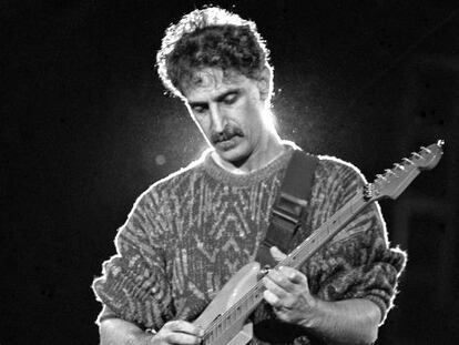 Frank Zappa, en un concierto en Madrid en 1988