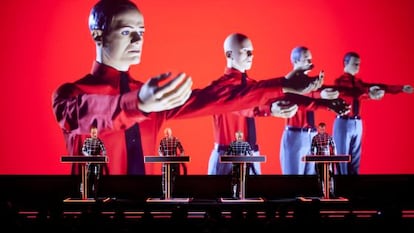 Los cuatro miembros de Kraftwerk durante una de sus ocho actuaciones en el MoMa de Nueva York.