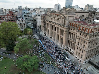 Manifestación en defensa de la Suprema Corte frente al Palacio de Justica en Buenos Aires, en febrero de 2022.