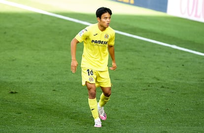 Takefusa Kubo durante un partido del Villarreal.