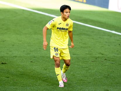 Takefusa Kubo durante un partido del Villarreal.