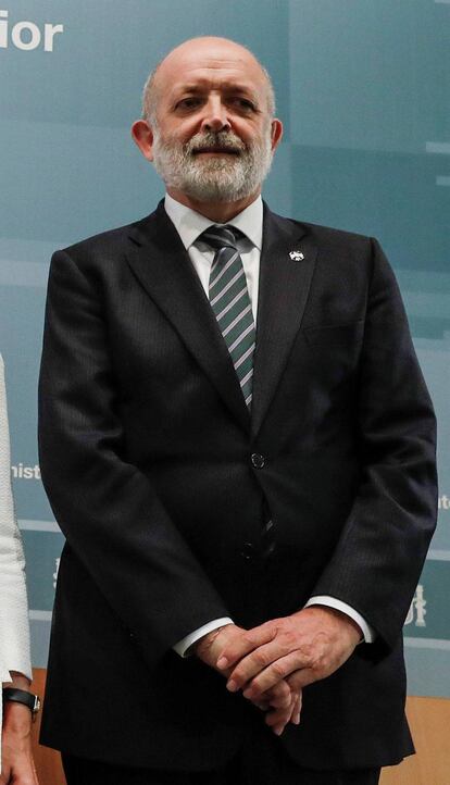 Félix Azón, Director General de la Guardia Civil.