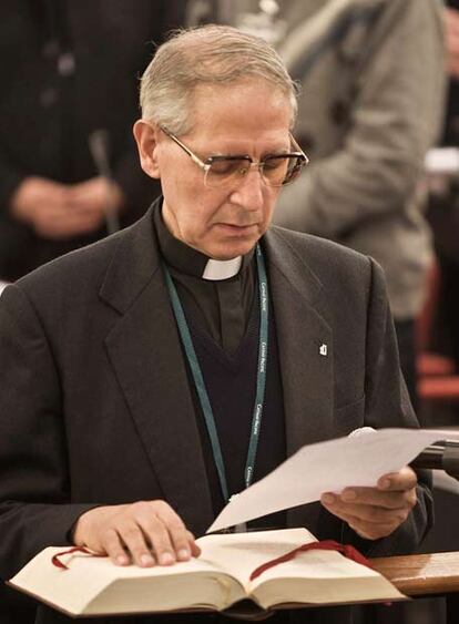 Adolfo Nicolás, nuevo superior general de los jesuitas, durante el cónclave celebrado en Roma.