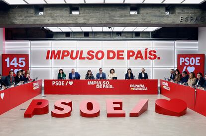 Reunión de la ejecutiva federal del PSOE tras las elecciones vascas.