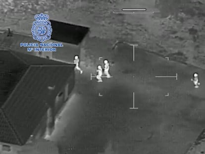 Captura del video grabado por la Policía Nacional en una de las intervenciones llevadas a cabo para desarticular un grupo dedicado al blanqueo de capitales.