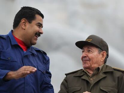 Los presidentes Nicol&aacute;s Maduro y Ra&uacute;l Castro en La Habana el 1 de mayo