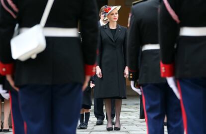 La princesa Charlene, durante el desfile militar.