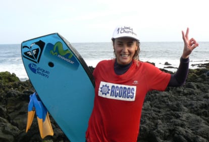 La 'bodyboarder' vizcaína Eunate Aguirre, campeona del mundo de la modalidad.