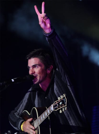 Juanes durante su actuación.