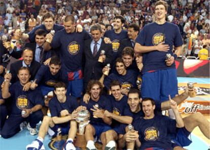 Los jugadores del Barcelona celebran el triunfo.