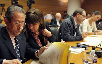 Ángel Luna, Cristina Moreno, Lluís Torró y Mireia Mollà, en la comisión.