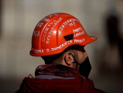 Trabajadores de Alu Ibérica, antigua Alcoa, en A Coruña, durante una manifestación.