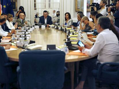 Reunió dels portaveus dels partits a les Corts Valencianes que ha retardat l'elecció de la cúpula de RTVV.