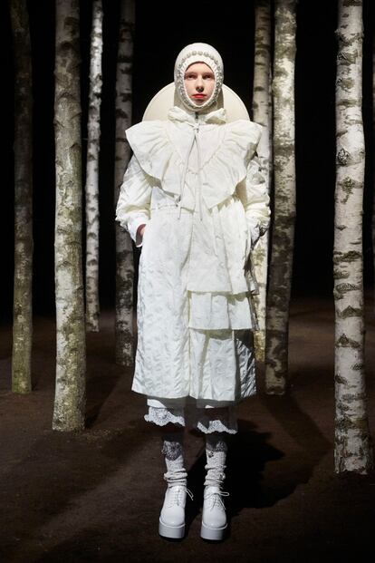 smag-moncler-5-simone-rocha-rf19-0113