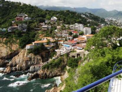 Vistas de la costa de Acapulco.