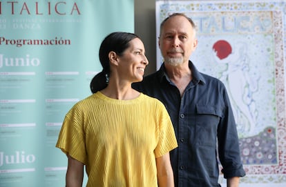El bailarín y coreógrafo Johan Inger y la bailarina Carolina Armenta en la presentación de la Compañía Take Off Dance en Sevilla el 19 de junio de este año.
