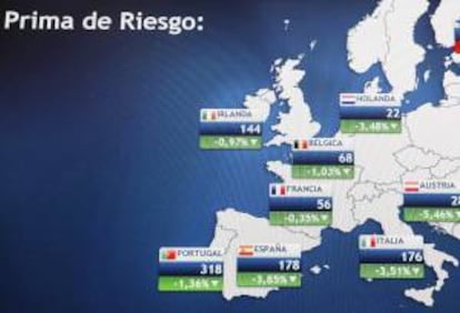 Monitor en la bolsa de Madrid que muestra, entre otras, la prima de riesgo de España el pasado miércoles.