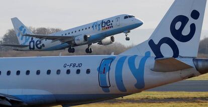 Aviones de Flybe en el aeropuerto británico de Manchester el pasado mes de enero.