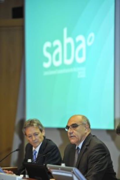 Josep Mart&iacute;nez Vila, director general de Saba, junto a Salvador Alemany, presidente de la compa&ntilde;&iacute;a.