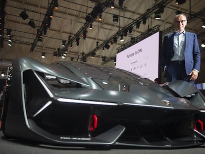 Stefano Domenicali, en el Salón del Automóvil de Barcelona