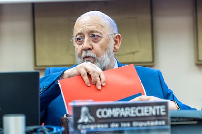 El presidente del Centro de Investigaciones Sociológicas (CIS), José Félix Tezanos, durante la comparecencia en la Comisión Constitucional del Congreso el pasado 11 de septiembre.