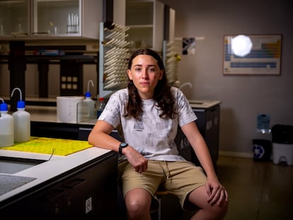 Isaac Ripoll, en el laboratorio de su instituto en Barcelona, este jueves.