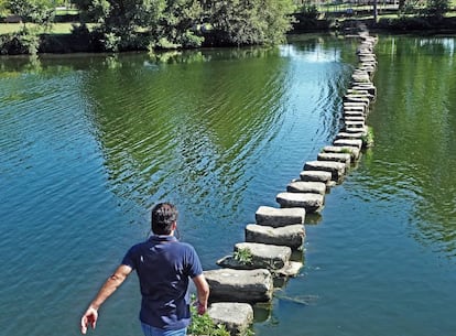 Poldras romanas sobre el río Támega en Chaves (Portugal).