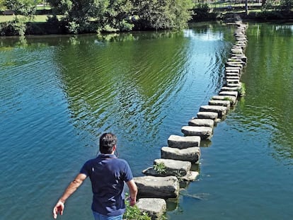 Poldras romanas sobre el río Támega en Chaves (Portugal).