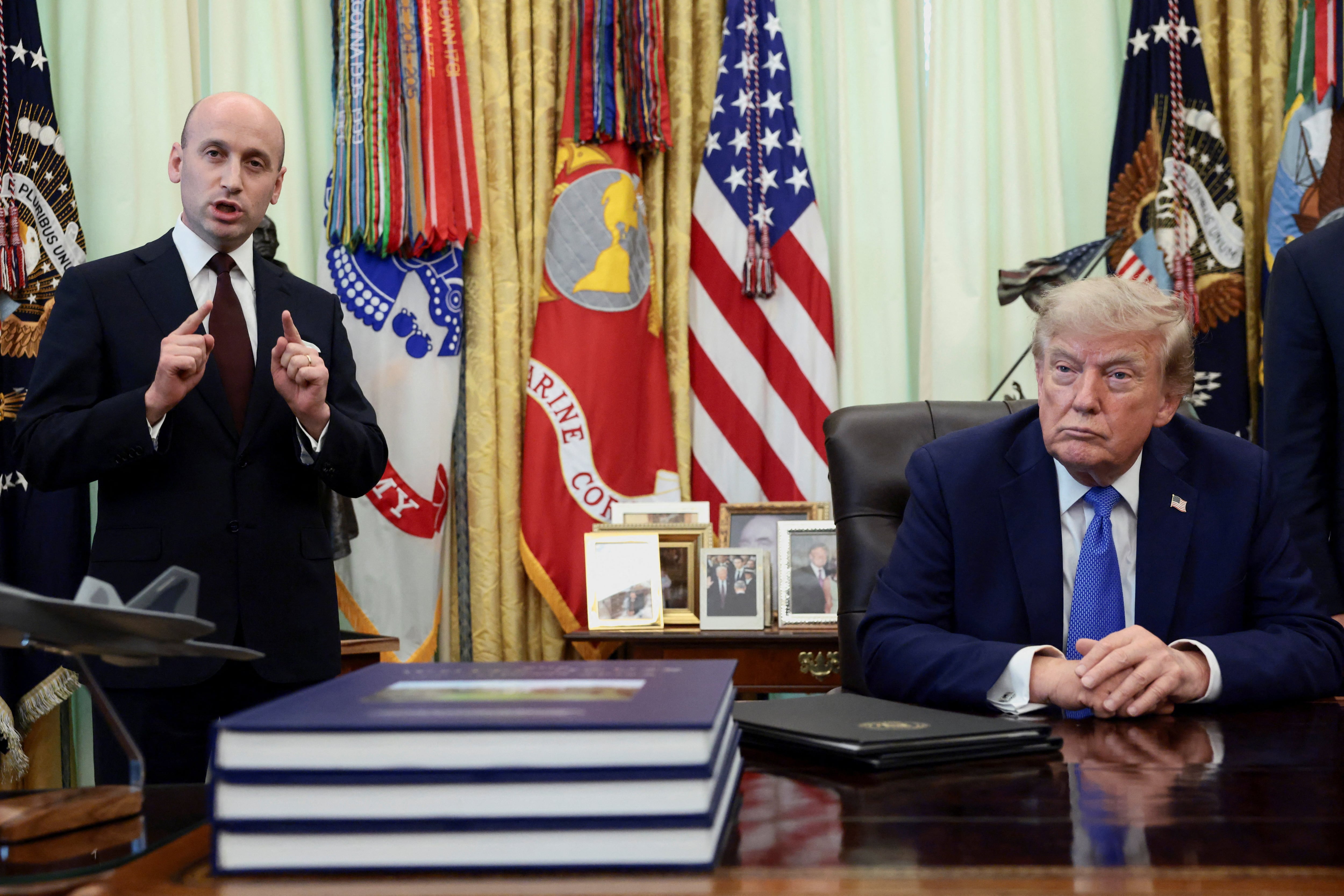 Trump aprueba dos decretos para volver a limitar de forma parcial la ciudadanía por&hellip;