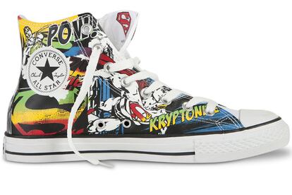 Con estampado cmic, de CONVERSE (85 euros).