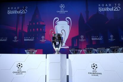 Sorteo de la Champions League en noviembre de 2019.