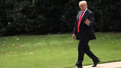 El presidente de Estados Unidos, Donald Trump, en los jardines de la Casa Blanca.
