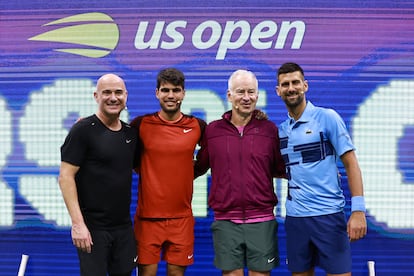 Agassi, Alcaraz, McEnroe y Djokovic, el jueves durante una exhibición en la Arthur Ashe.