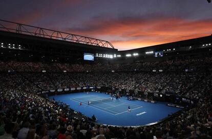 Vista general del Rod Laver Arena durante el partido entre Djokovic y Nadal.