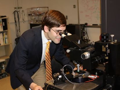 Tom&aacute;s Palacios, uno de los galardonados Premio J&oacute;venes Investigadores 2013 de la Real Academia de Ingenier&iacute;a.