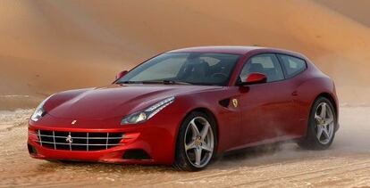 Imagen de un Ferrari FF