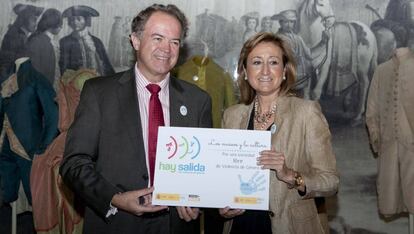 El director general de Bellas Artes y Patrimonio Cultural, Luis Lafuente, y la delegada del Gobierno para la Violencia de Género, María José Ordóñez, este lunes en Madrid.