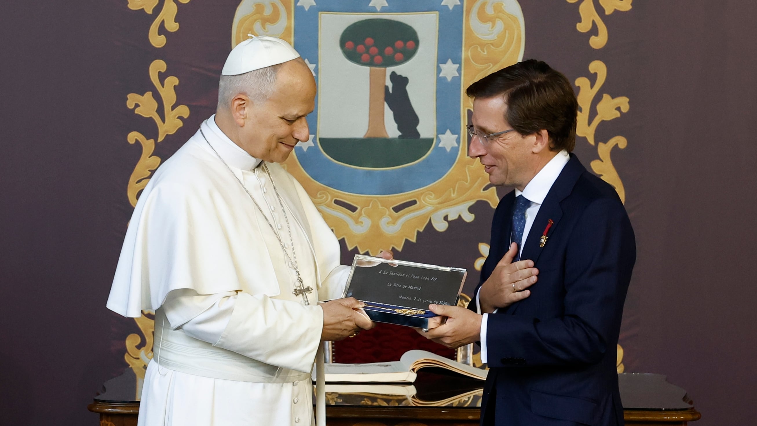 El Papa León XIV recibe la llave de Madrid