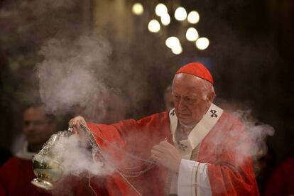 El cardenal Ricardo Ezzati en una misa en mayo de 2018