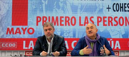 Los secretarios generales de CCOO y UGT, Unai Sordo (i) y Pepe &Aacute;lvarez , respectivamente, presentan los actos y manifestaciones que ambos sindicatos han organizado en todo el pa&iacute;s para el Primero de Mayo.