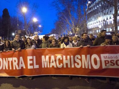 Pedro S&aacute;nchez, en la cabecera de la manifestaci&oacute;n.