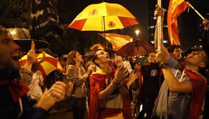 Manifestantes contra la independencia en Barcelona