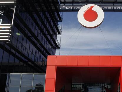 Vodafone reduce en 75 empleados los afectados por el ERE con un 25% de bajas voluntarias