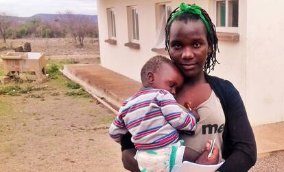 Marta y su hija Analaisa en Casa Do Gaiato, Mozambique.