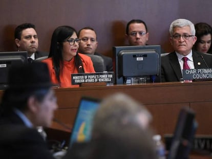 Delcy Rodríguez, ministra de exteriores venezolana, este lunes ante los países miembros de la OEA en Washington.