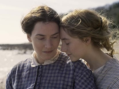 Kate WInslet y Saoirse Ronan protagonizan 'Ammonite', la película que toma el testigo al furor por 'Retrato de una mujer en llamas'.