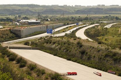 Tramo abandonado de la autopista MP-203.