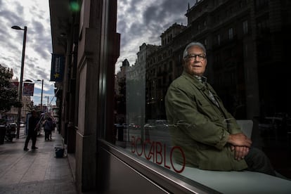 El periodista y escritor Fernando Delgado, en el Hotel de las Letras, en Madrid, en una imagen de 2017.