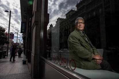 El periodista y escritor Fernando Delgado, en el Hotel de las Letras, en Madrid, en una imagen de 2017.