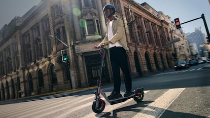Uso del patinete Segway Ninebot F3 PRO